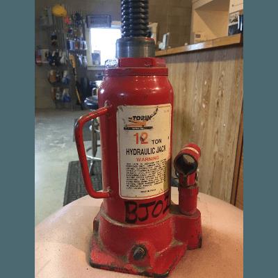Rental store for bottle jack 12 ton in the Missoula area