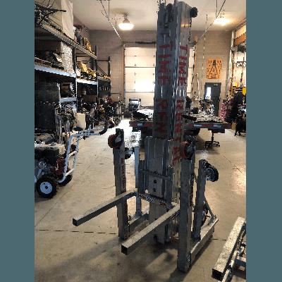 Rental store for material lift sumner 18 foot 650lbs in the Missoula area