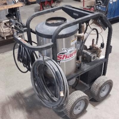 Rental store for pressure washer hot 1000 psi electric in the Missoula area